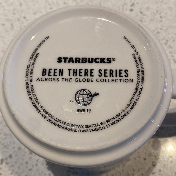 Starbucks Toronto Been There Series Across the Globe Collection, 2019 - Picture 6 of 6